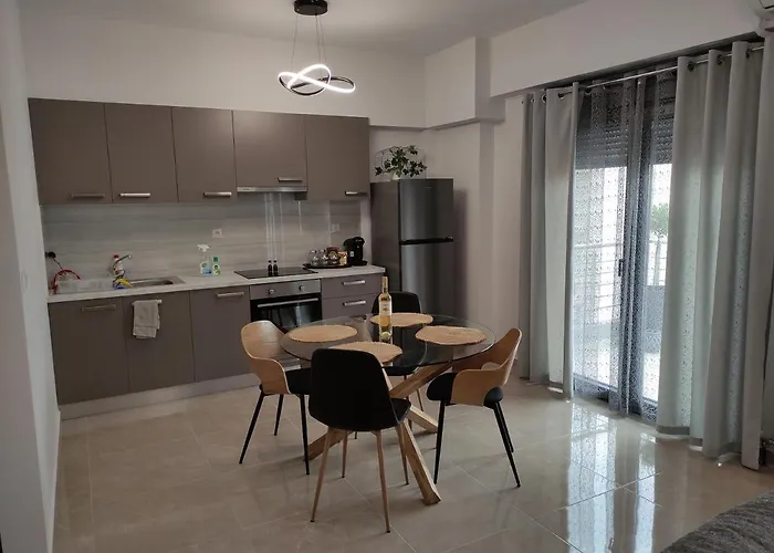 Διαμέρισμα Grey Swan - Modern & Stylish With Private Parking Βόλος