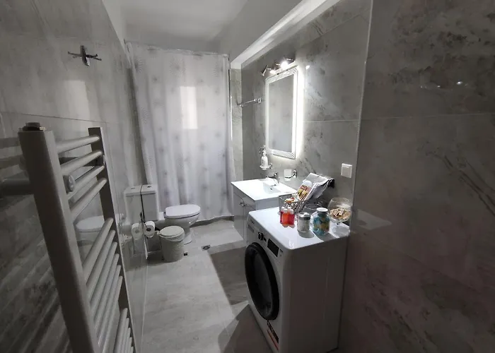 Grey Swan - Modern & Stylish With Private Parking Апартаменты