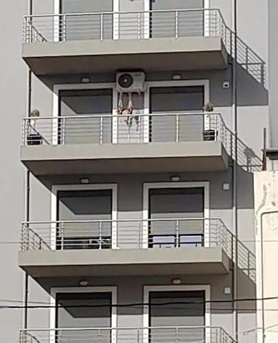 Grey Swan - Modern & Stylish With Private Parking *