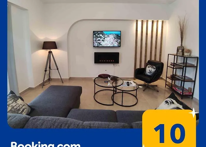 Grey Swan - Modern & Stylish With Private Parking Διαμέρισμα *